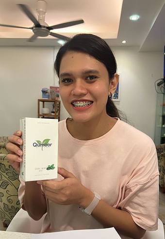 Pengguna Qumoor bersama produk